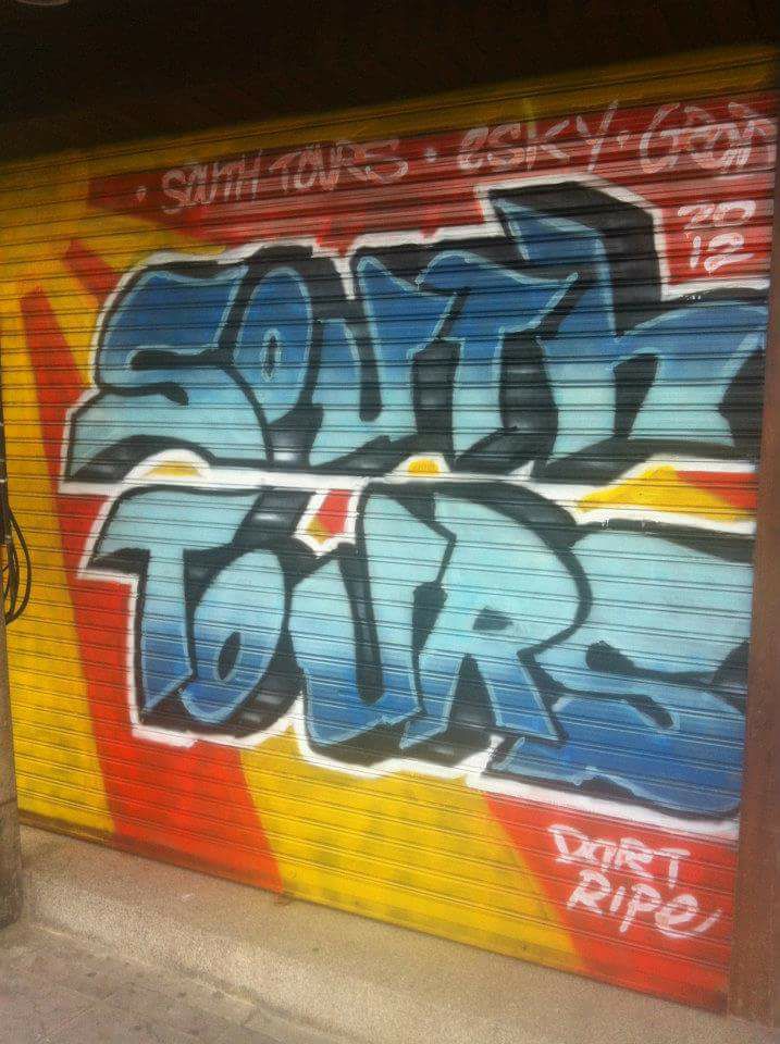 South Tours Graffiti